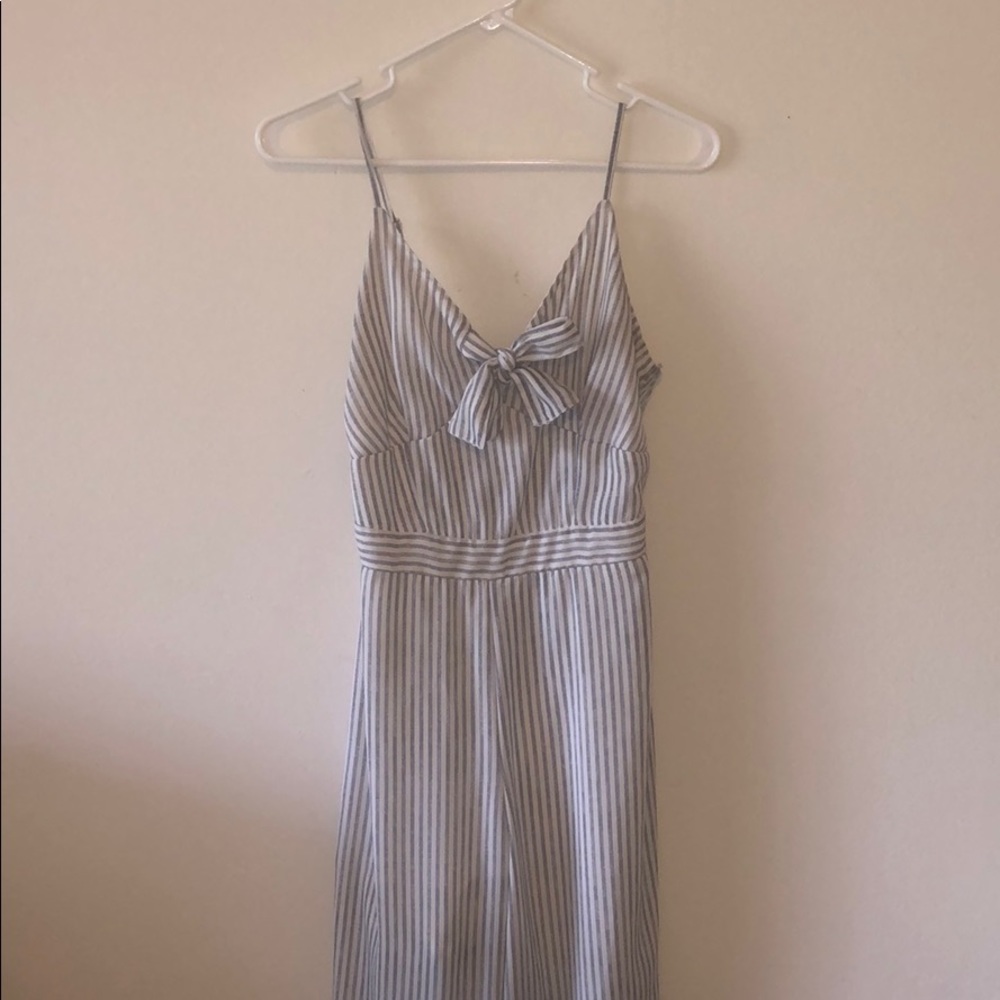 Striped girly jumpsuit.